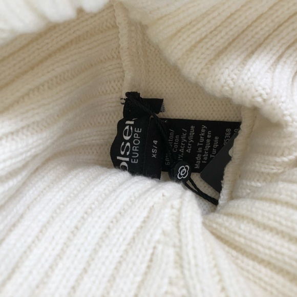 Olsen turtleneck - Picture 6 of 7